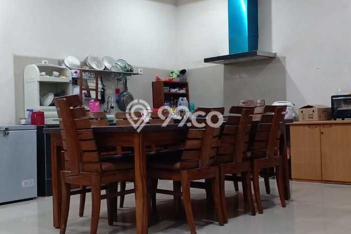 Rumah Elit Modern Tanpa Renovasi di Pegadungan Jakarta Barat Rumah Elit Modern Tanpa Renovasi di Pegadungan Jakarta Barat