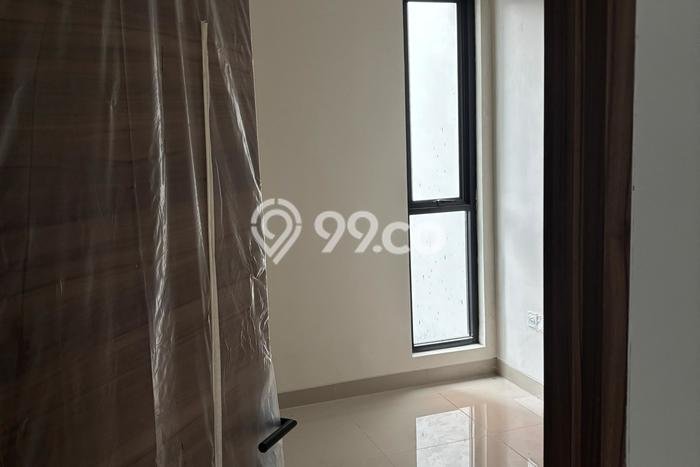 Dijual Hunian Rumah Terawat 2 KT di Taman Surya, Jakarta Barat Dijual Hunian Rumah Terawat 2 KT di Taman Surya, Jakarta Barat