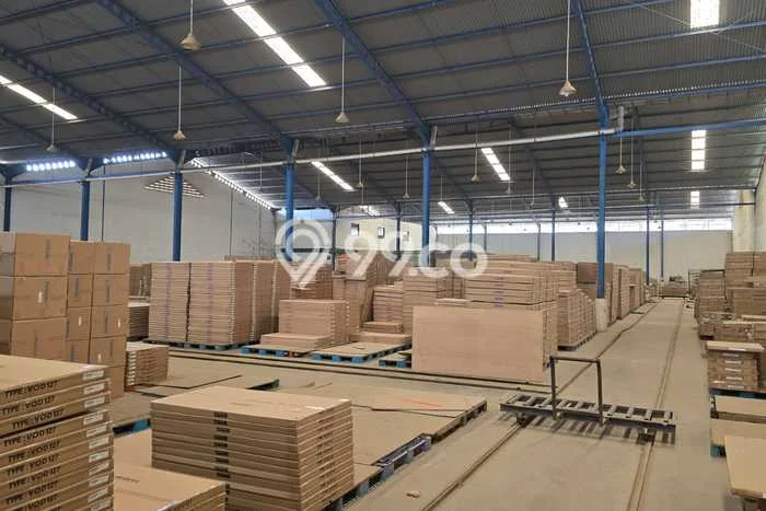 Gudang Disewa di Tangerang dengan LB 1782m2 Area Komersial Ramai Gudang Disewa di Tangerang dengan LB 1782m2 Area Komersial Ramai