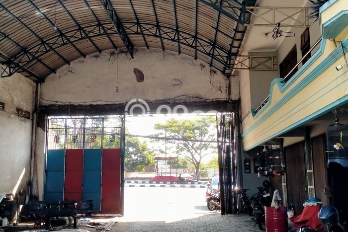 Unit Komersial Dijual di Banyumanik Semarang 800m2 Unit Komersial Dijual di Banyumanik Semarang 800m2