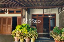 Siap Huni Rumah Mewah 5 Kamar di Banyumanik Dekat ke Mana Pun Siap Huni Rumah Mewah 5 Kamar di Banyumanik Dekat ke Mana Pun