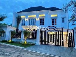 Rumah Luxury Modern Siap Huni di Pondok Indah Jakarta Selatan Rumah Luxury Modern Siap Huni di Pondok Indah Jakarta Selatan