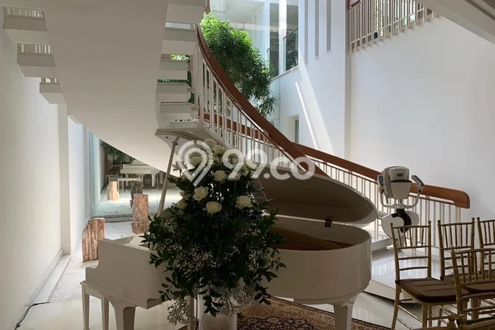 Hunian Elit LB 800m2 Siap Huni Desain Elegan di Simprug, Jakarta Selatan Hunian Elit LB 800m2 Siap Huni Desain Elegan di Simprug, Jakarta Selatan