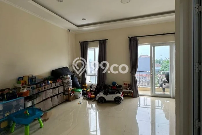 Dijual Rumah Luas Megah Dengan View Eksklusif di Sunter, Jakarta Utara Dijual Rumah Luas Megah Dengan View Eksklusif di Sunter, Jakarta Utara