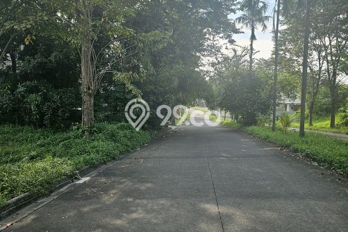 HARGA MENARIK! Tanah Kawasan Lippo Cikarang, Luas 630m2m², Lingkungan Nyaman, Bebas Longsor HARGA MENARIK! Tanah Kawasan Lippo Cikarang, Luas 630m2m², Lingkungan Nyaman, Bebas Longsor