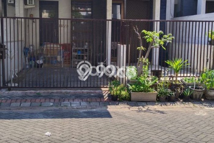 Rumah Modern Cantik 2 KT Siap Huni di Bulak Rumah Modern Cantik 2 KT Siap Huni di Bulak