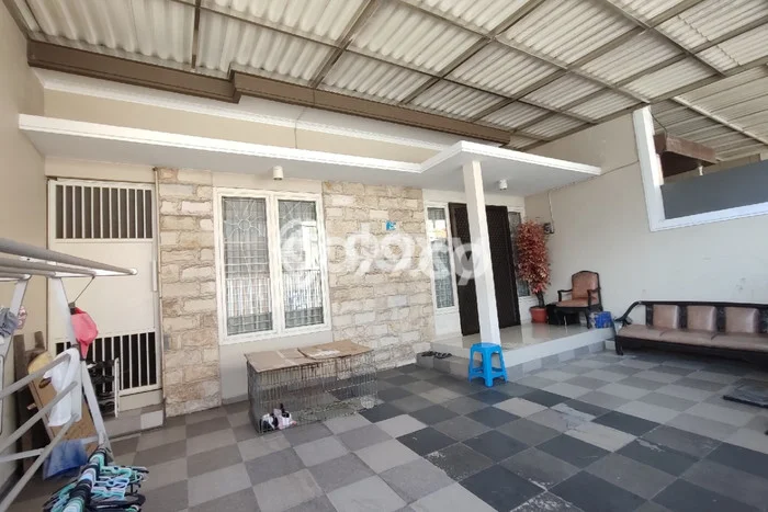 For Sale Rumah 4 Kamar Lokasi Strategis Bagus dan Strategis di Mulyorejo For Sale Rumah 4 Kamar Lokasi Strategis Bagus dan Strategis di Mulyorejo