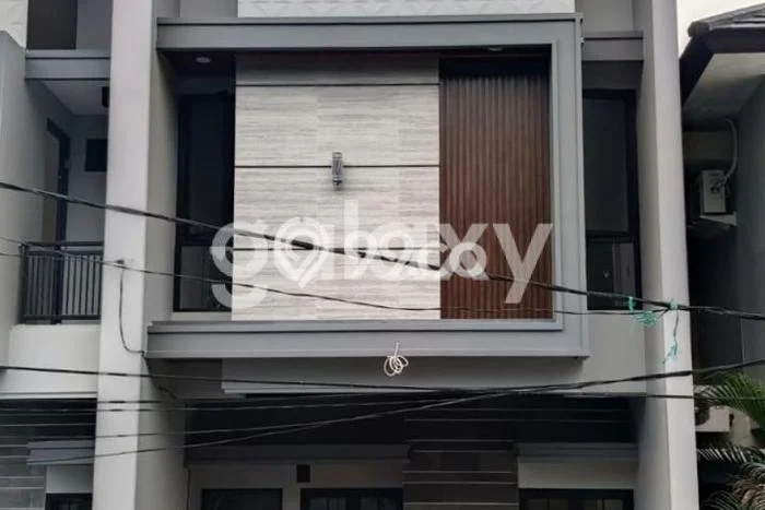 Rumah Strategis Modern Lb 120m2 di Sukolilo, Surabaya Rumah Strategis Modern Lb 120m2 di Sukolilo, Surabaya