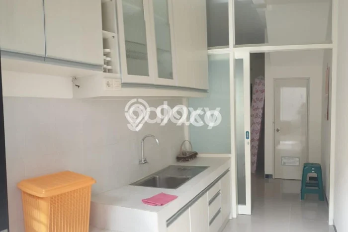 Rumah Strategis Minimalis Lb 165m2 di Tambaksari, Surabaya Rumah Strategis Minimalis Lb 165m2 di Tambaksari, Surabaya