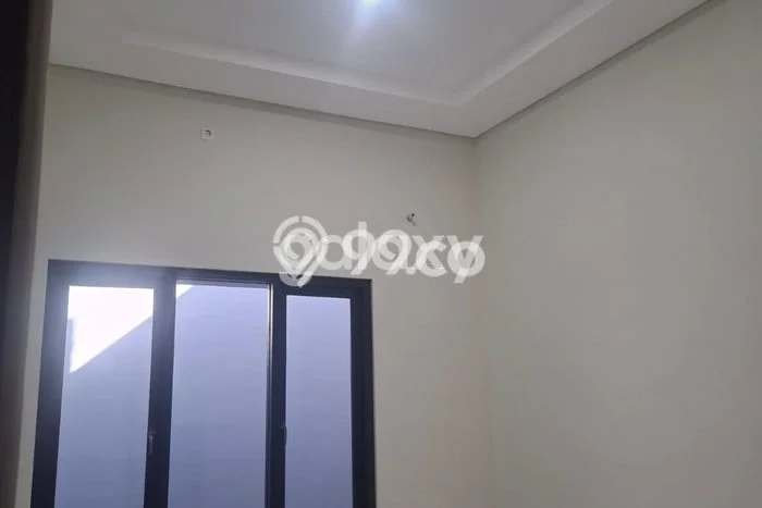 Dijual Cepat Rumah Bagus Siap Huni LB 145m2 di Tandes, Surabaya Dijual Cepat Rumah Bagus Siap Huni LB 145m2 di Tandes, Surabaya