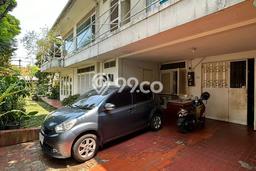 Rumah Mewah LB 250m2 Siap Pakai Desain Elegan di Patal Senayan, Jakarta Selatan Rumah Mewah LB 250m2 Siap Pakai Desain Elegan di Patal Senayan, Jakarta Selatan