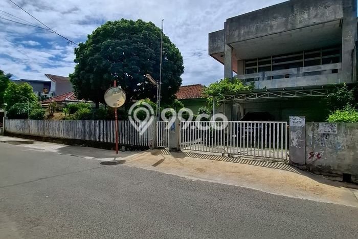 Lahan Dijual Lokasi Strategis di Jakarta Selatan dengan Luas 937m2 Lahan Dijual Lokasi Strategis di Jakarta Selatan dengan Luas 937m2