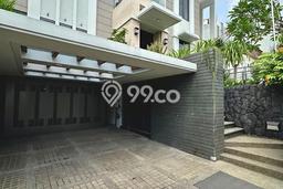 Rumah Luxury Modern Tanpa Renovasi di Sudirman Jakarta Selatan Rumah Luxury Modern Tanpa Renovasi di Sudirman Jakarta Selatan