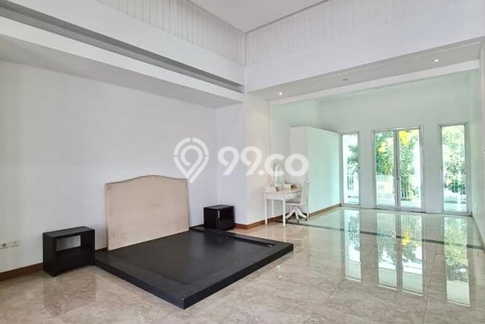 Rumah Elit LB 700m2 Siap Huni Desain Elegan di Pondok Indah, Jakarta Selatan Rumah Elit LB 700m2 Siap Huni Desain Elegan di Pondok Indah, Jakarta Selatan