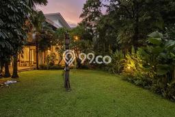 Rumah Elit LB 850m2 Siap Pakai Desain Elegan di Kuningan, Jakarta Selatan Rumah Elit LB 850m2 Siap Pakai Desain Elegan di Kuningan, Jakarta Selatan