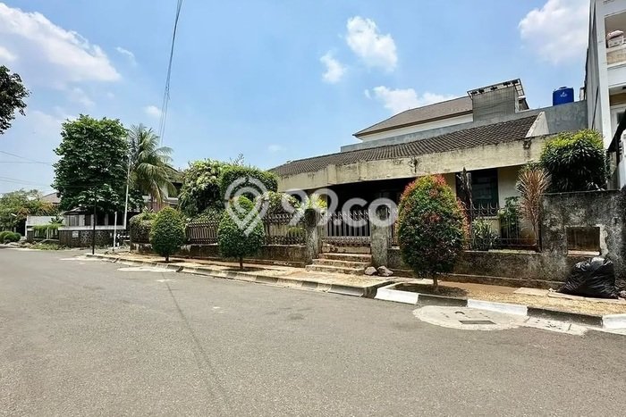 Ready to Use! Luxury House LT 340m2 Desain Elegan di Pondok Indah Ready to Use! Luxury House LT 340m2 Desain Elegan di Pondok Indah