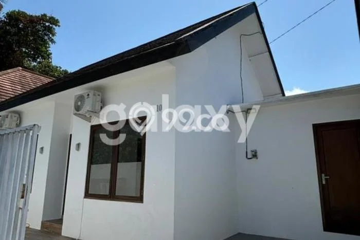 HUNIAN EKSKLUSIF! Rumah area Blahbatuh, 1 KM, Design Modern, LT 100m² Bangunan 70m² HUNIAN EKSKLUSIF! Rumah area Blahbatuh, 1 KM, Design Modern, LT 100m² Bangunan 70m²