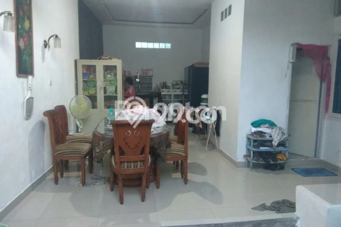 Rumah Modern 3 Kamar LT 193m2 di Panam Rumah Modern 3 Kamar LT 193m2 di Panam