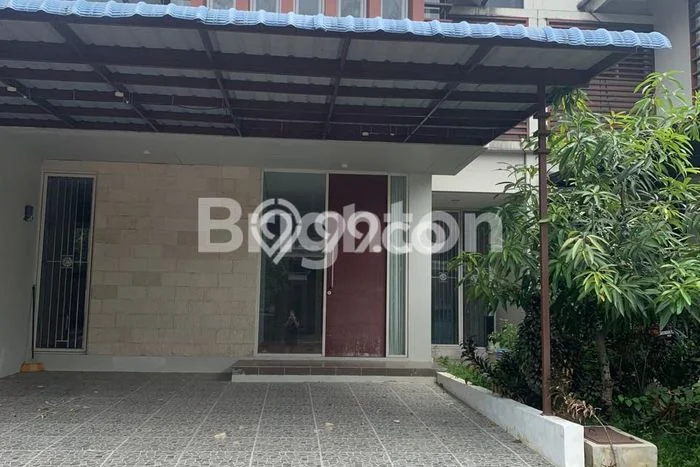 Lokasi strategis! Rumah siap pakai dikontrakkan di Payung Sekaki LB 142m2 Lokasi strategis! Rumah siap pakai dikontrakkan di Payung Sekaki LB 142m2
