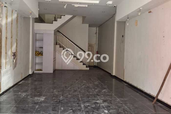 Ruko Disewa di Bukit Raya, Pekanbaru, LT 85m2 / LB 285m2 Ruko Disewa di Bukit Raya, Pekanbaru, LT 85m2 / LB 285m2