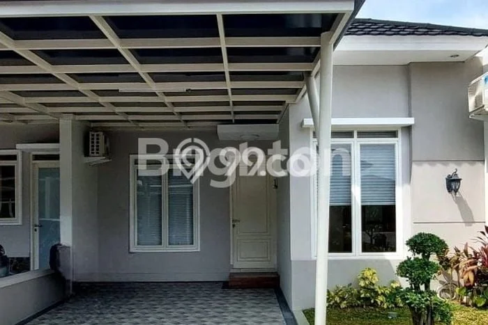 Lokasi strategis! Rumah siap pakai dikontrakkan di Marpoyan Damai LB 82m2 Lokasi strategis! Rumah siap pakai dikontrakkan di Marpoyan Damai LB 82m2
