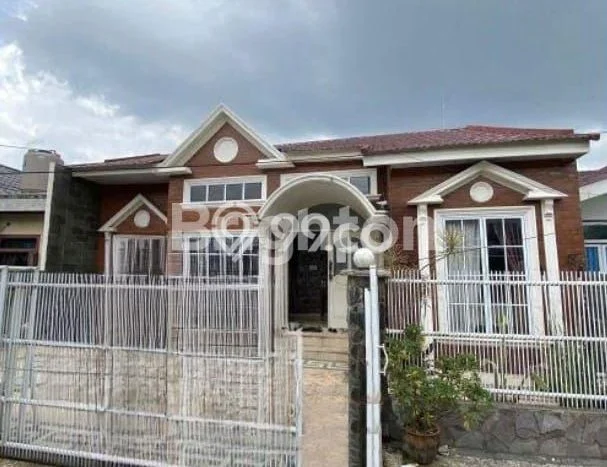 Rumah Modern Cantik 4 KT Siap Huni di Payung Sekaki Rumah Modern Cantik 4 KT Siap Huni di Payung Sekaki