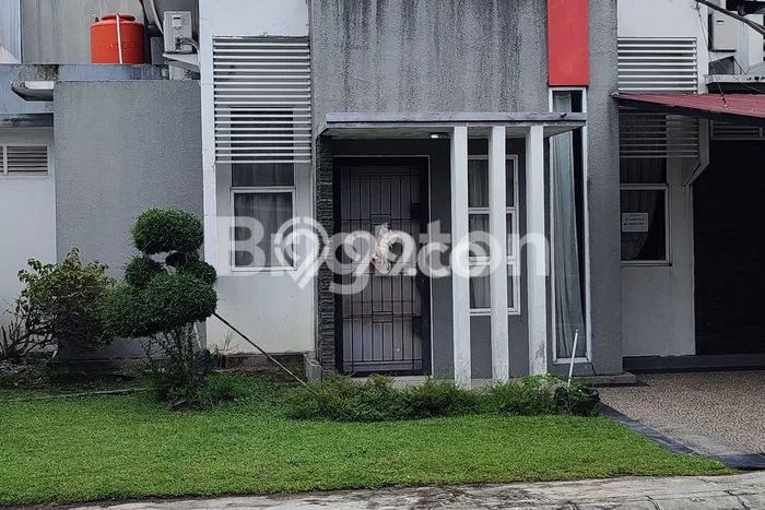 Disewakan Rumah Harga Terjangkau di Arifin Ahmad Pekanbaru dengan 3 Kamar Tidur Disewakan Rumah Harga Terjangkau di Arifin Ahmad Pekanbaru dengan 3 Kamar Tidur