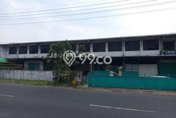 Gudang For Rent di Malang Kota, Luas 2500m2m², Lokasi Komersial, Akses Strategis Gudang For Rent di Malang Kota, Luas 2500m2m², Lokasi Komersial, Akses Strategis