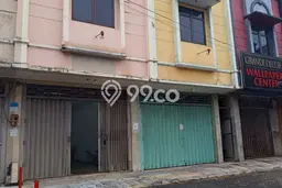 Siap Huni Hunian Elit 4 Kamar di Klojen Dekat ke Mana Saja Siap Huni Hunian Elit 4 Kamar di Klojen Dekat ke Mana Saja