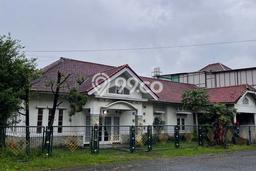 Rumah Elit Modern Tanpa Renovasi di Araya Malang Rumah Elit Modern Tanpa Renovasi di Araya Malang