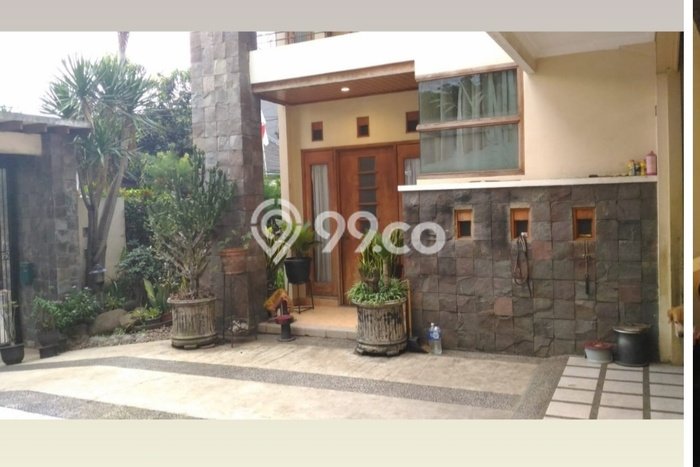 Rumah Luxury Modern Tanpa Renovasi di Buah Batu Bandung Rumah Luxury Modern Tanpa Renovasi di Buah Batu Bandung