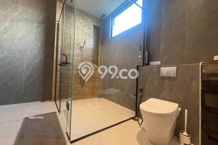 Ready to Use! Premium House LT 800m2 Desain Modern di Batam Centre Ready to Use! Premium House LT 800m2 Desain Modern di Batam Centre