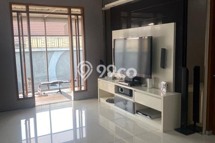 Hunian Elit LB 600m2 Siap Huni Desain Elegan di Mekar Wangi, Bandung Hunian Elit LB 600m2 Siap Huni Desain Elegan di Mekar Wangi, Bandung