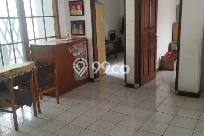 Rumah Luas Asri 7 KT Siap Huni di Kopo Permai Bandung Rumah Luas Asri 7 KT Siap Huni di Kopo Permai Bandung