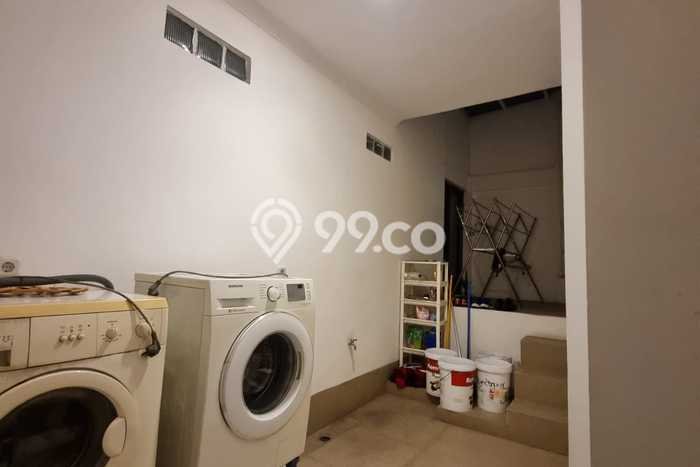 Rumah Elit Modern Tanpa Renovasi di Holis Cigondewah Bandung Rumah Elit Modern Tanpa Renovasi di Holis Cigondewah Bandung