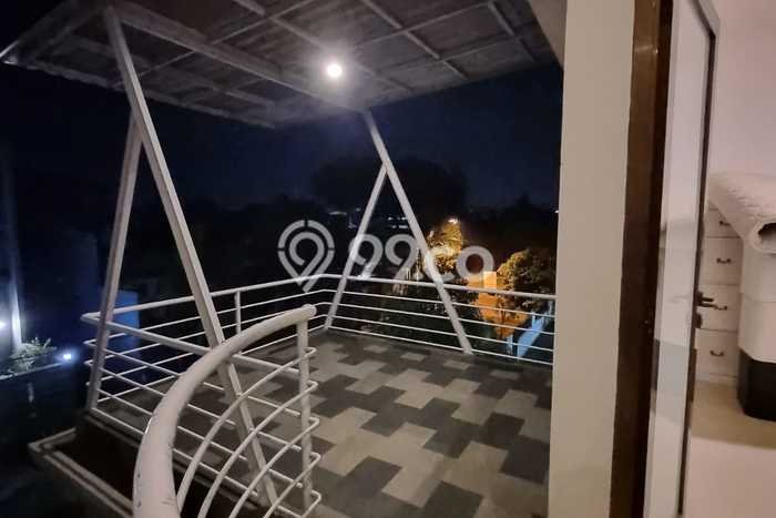 Rumah Elit Modern Tanpa Renovasi di Holis Cigondewah Bandung Rumah Elit Modern Tanpa Renovasi di Holis Cigondewah Bandung