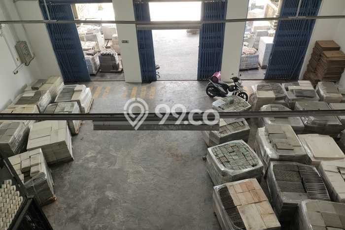 Komersial untuk Disewa di Pusat Badung Luas Bangunan 1680m2 Komersial untuk Disewa di Pusat Badung Luas Bangunan 1680m2