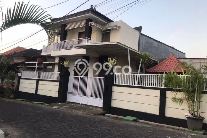 Disewakan! Rumah 2 Kamar Tidur &
2 Kamar Mandi di Dalung, Badung Disewakan! Rumah 2 Kamar Tidur &
2 Kamar Mandi di Dalung, Badung