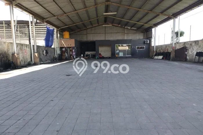 Unit Gudang Tersedia di canggu Spesifikasi LB 500m2 Unit Gudang Tersedia di canggu Spesifikasi LB 500m2