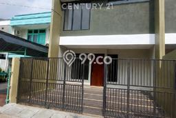 Jual Rumah Strategis Bagus Punya 3 KT di Kelapa Gading Jakarta Utara SHM Jual Rumah Strategis Bagus Punya 3 KT di Kelapa Gading Jakarta Utara SHM