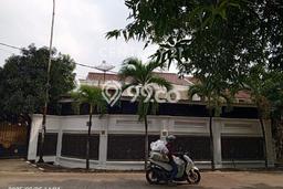 Rumah Eksklusif Dijual di Jakarta Timur Fasilitas Premium Rumah Eksklusif Dijual di Jakarta Timur Fasilitas Premium