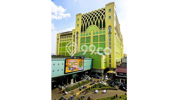 Ruko Komersial Disewakan di Tanah Abang Jakarta Pusat Luas 4m2 Ruko Komersial Disewakan di Tanah Abang Jakarta Pusat Luas 4m2