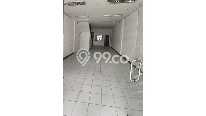 For Rent Ruko di Tanah Abang, Luas 72m², Area Komersial For Rent Ruko di Tanah Abang, Luas 72m², Area Komersial