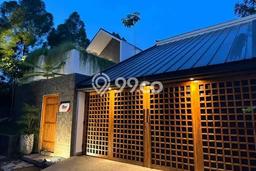 Rumah Mewah LB 280m2 Siap Pakai Desain Elegan di BSD, Tangerang Rumah Mewah LB 280m2 Siap Pakai Desain Elegan di BSD, Tangerang