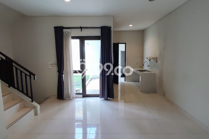 Rumah Modern Cantik 3 Kamar Bisa Langsung Pindah di BSD Rumah Modern Cantik 3 Kamar Bisa Langsung Pindah di BSD