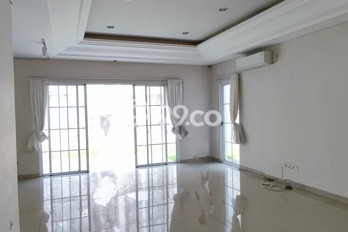 Disewakan Rumah Konsep Modern di BSD Tangerang dengan 4 Kamar Disewakan Rumah Konsep Modern di BSD Tangerang dengan 4 Kamar