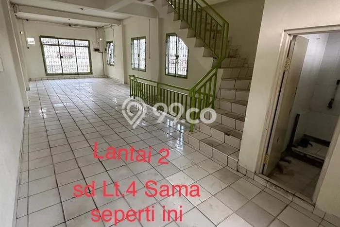 Unit Ruko Disewakan di Jembatan Lima di Area Ramai & Strategis Unit Ruko Disewakan di Jembatan Lima di Area Ramai & Strategis