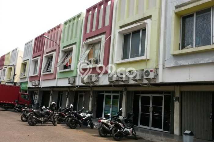 Komersial Bagus Dijual LB 6m2 Lokasi Strategis Bekasi Area Cocok untuk Bisnis Komersial Bagus Dijual LB 6m2 Lokasi Strategis Bekasi Area Cocok untuk Bisnis