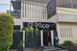 Hot Offer Hunian Mewah Ideal dan Luas di Karang Tengah, Tangerang Hot Offer Hunian Mewah Ideal dan Luas di Karang Tengah, Tangerang