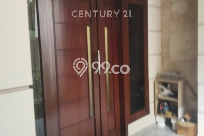 Lokasi terbaik! Rumah siap huni dikontrakkan di Cempaka Putih LB 250m2 Lokasi terbaik! Rumah siap huni dikontrakkan di Cempaka Putih LB 250m2